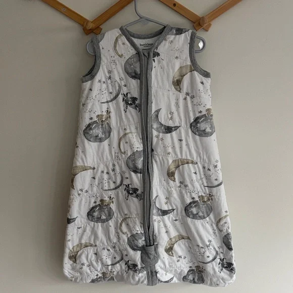 Burt’s Bees Baby Beekeeper sleepsack size medium 6-12 months 1.5 TOG moons - Picture 2 of 6